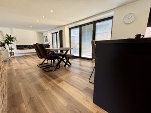 Open Plan Living - click for photo gallery